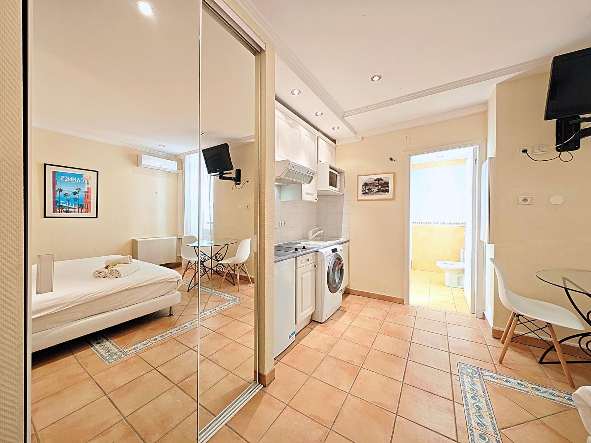 Viva Riviera Residence Commandant Andre Канны Экстерьер фото